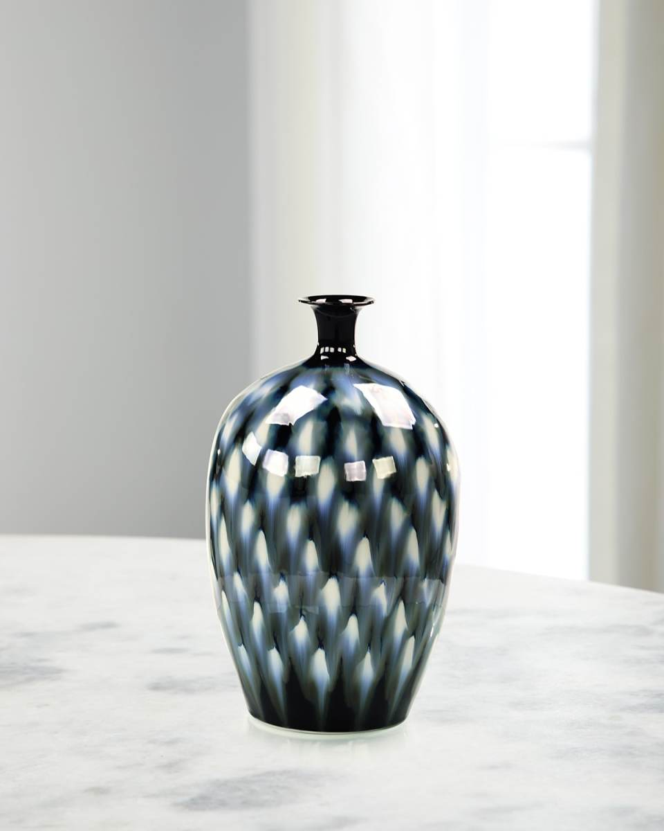 Magpie Small Vase, 17.5"